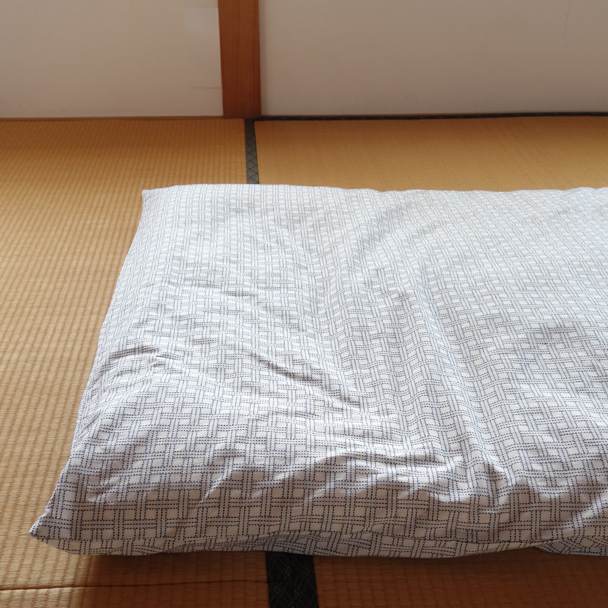 Enshu Weave Textile Futon Mattress Cover KAGOME SASHIKO White