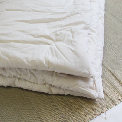 Futon Japonês Hadakake (Colcha Mais Fina) Certificado GOTS, Artesanal (Tecido: Algodão Orgânico, Enchimento: 100% Algodão Orgânico)