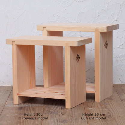 Banquinho de chuveiro artesanal de Hinoki japonês