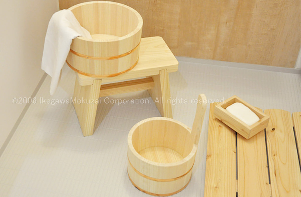 Banquinho de chuveiro artesanal de Hinoki japonês