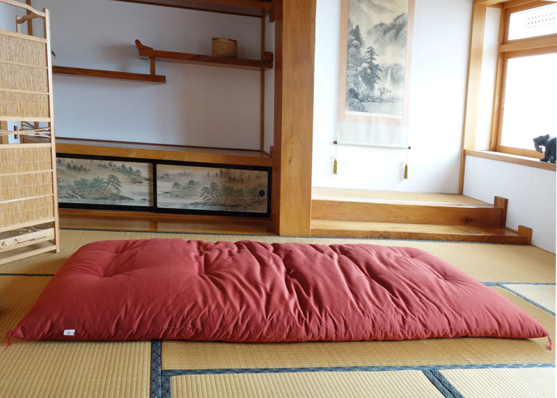 GOTS Certified Japanese Futon Mattress, Artisan Handmade (Fabric: Organic Cotton, Filling: Organic Cotton 100%) Kuriume Red