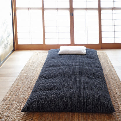 Capa para Futon Japonês Shiki (Colchão de Futon) - Trama Enshu MON ORI SASHIKO Azul-Marinho Escuro