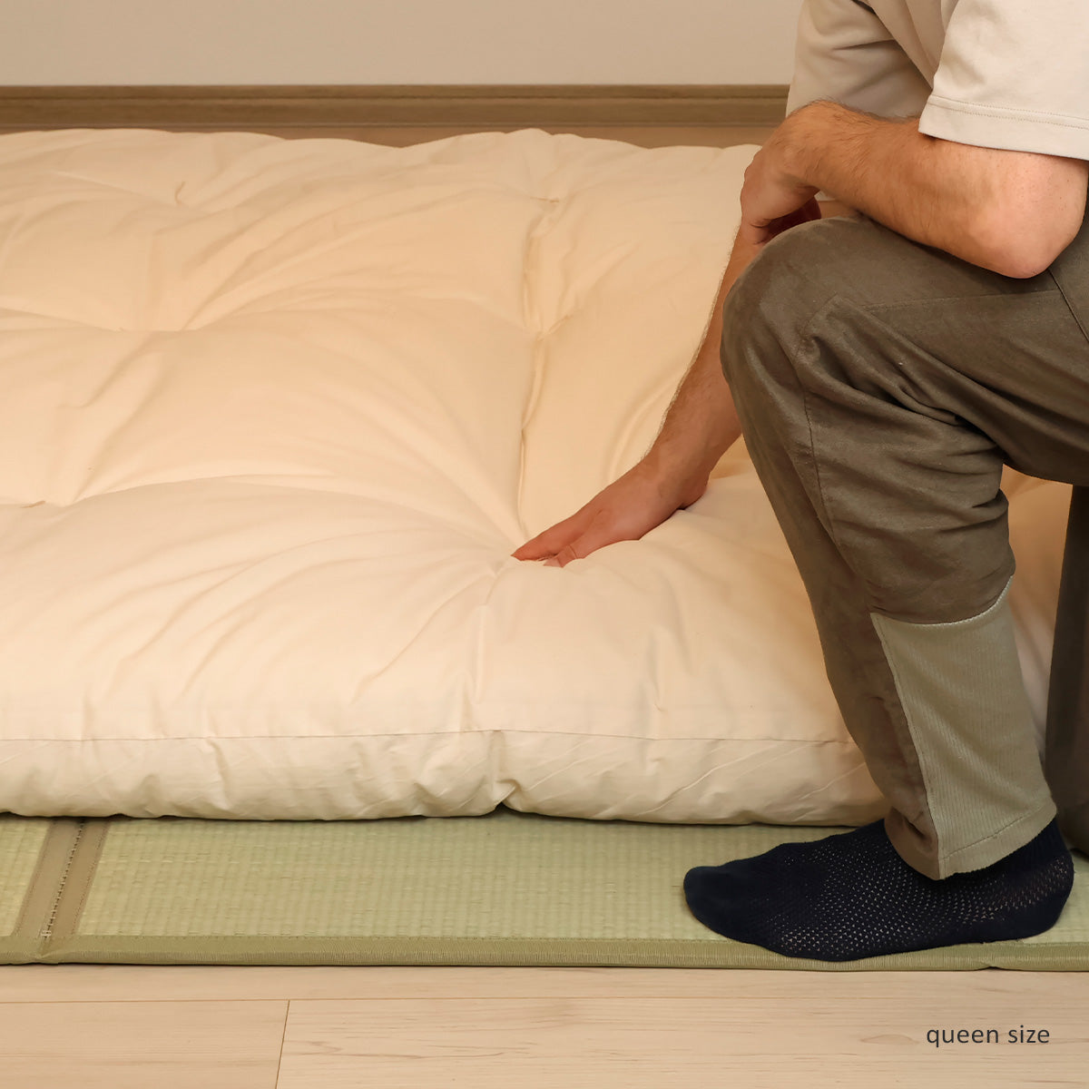 Conjunto Inicial de Futon - 4 itens no tamanho Solteiro - Um Colchão Orgânico, Um Tatame Dobrável, Duas Capas Orgânicas para Futon