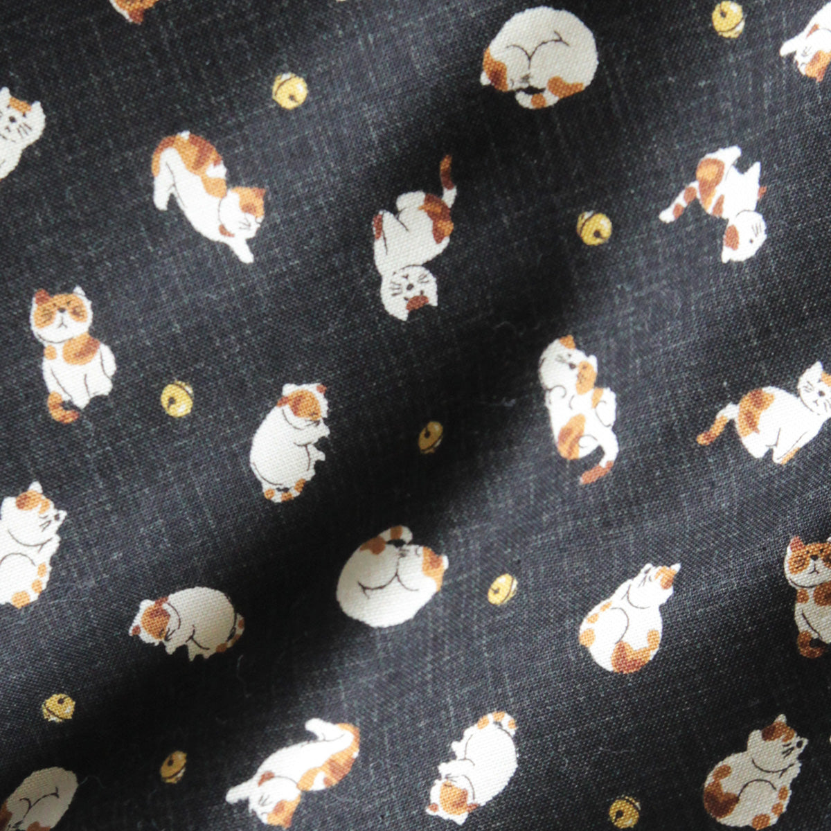 Futon Mattress Cover  Suzuneko-Cat and Bell Pattern